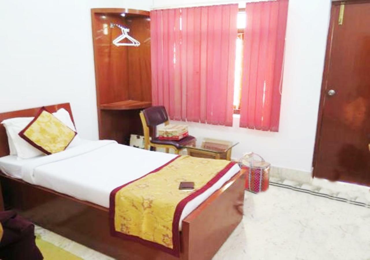 Hotel Tokyo Vihar Bodh Gaya Buitenkant foto