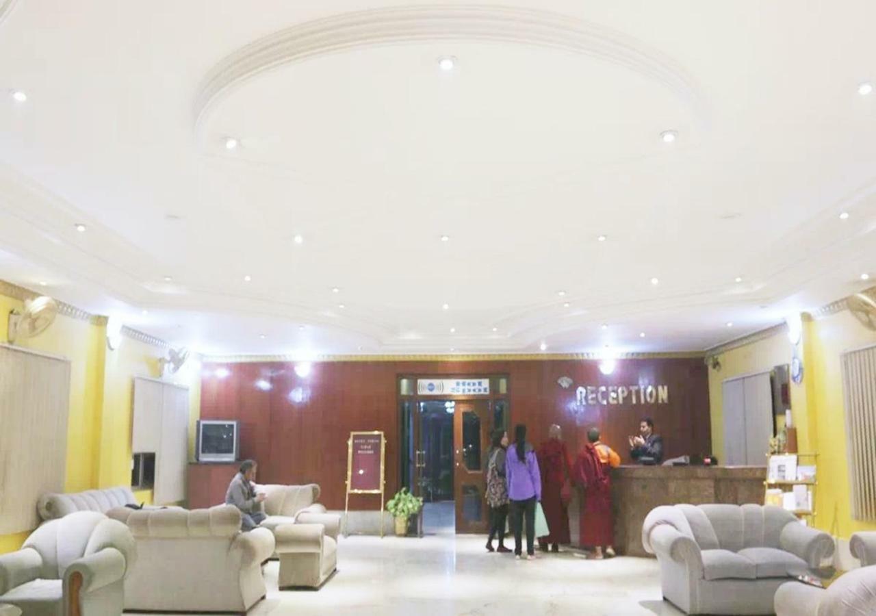 Hotel Tokyo Vihar Bodh Gaya Buitenkant foto