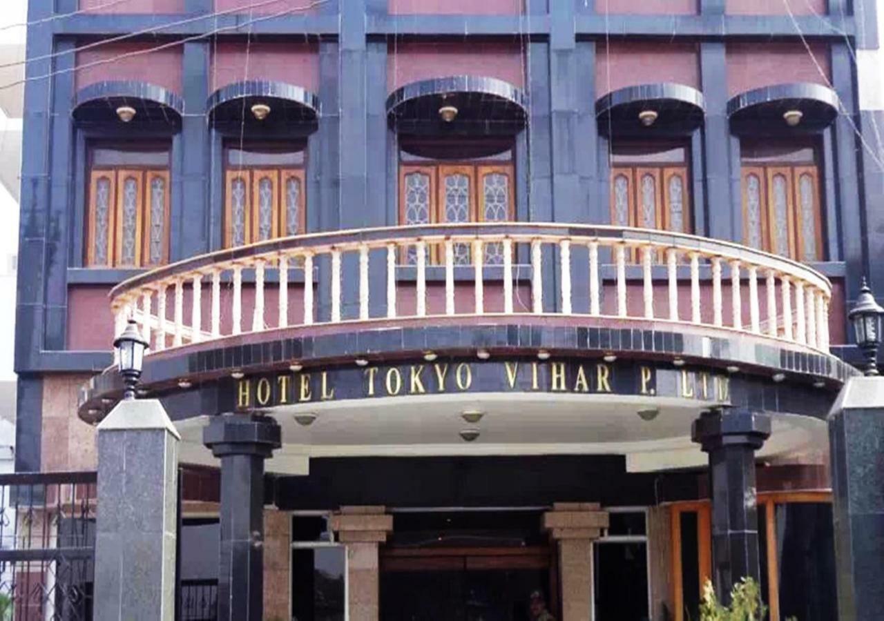 Hotel Tokyo Vihar Bodh Gaya Buitenkant foto
