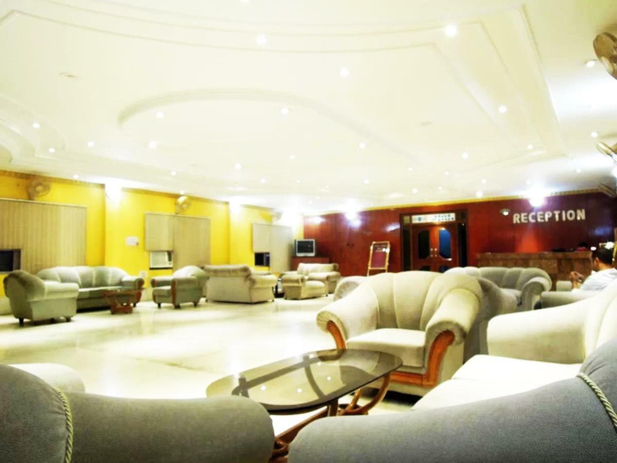 Hotel Tokyo Vihar Bodh Gaya Buitenkant foto